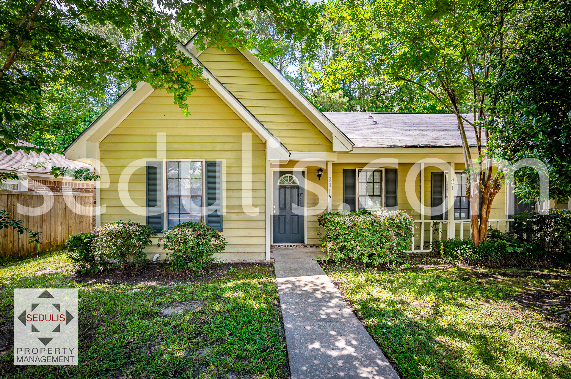801 Temple Rd - A